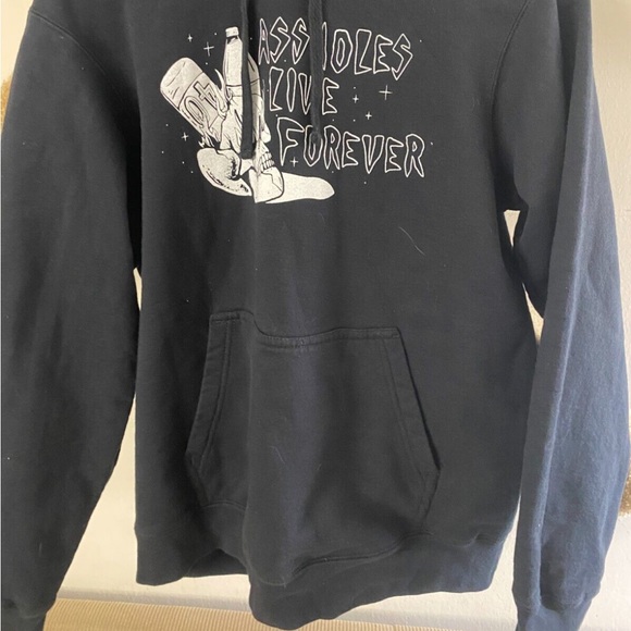 Assholes Live Forever Black White Flame Skull 40oz Bottle Graphics Hoodie Size L - Picture 7 of 15
